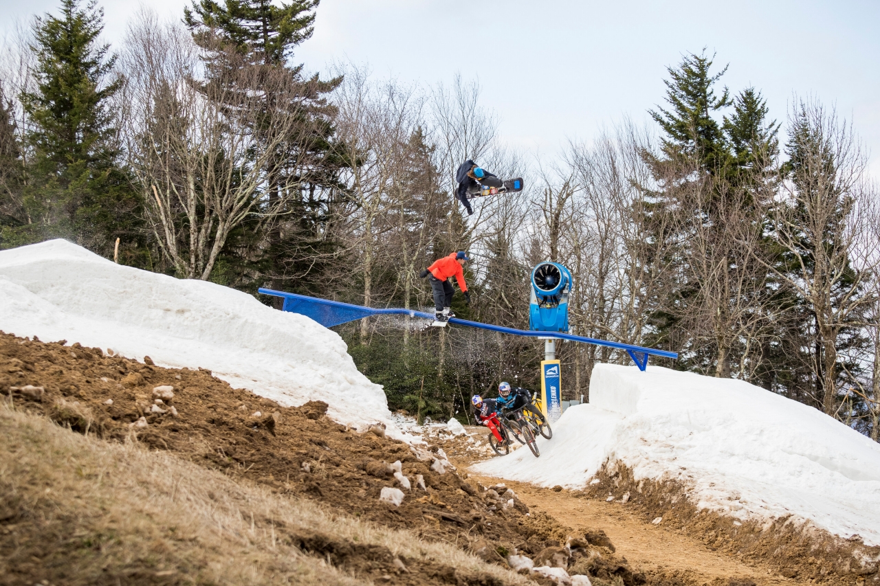 Carson Storch and Jaxson Riddle ride mountain bikes while Luke Winkelmann and Sean Fitzsimmons snowboard at Red Bull Last Chair First Run in Snowshoe, West VIrginia, USA on 5 April, 2021. // SI202104230031 // Usage for editorial use only //