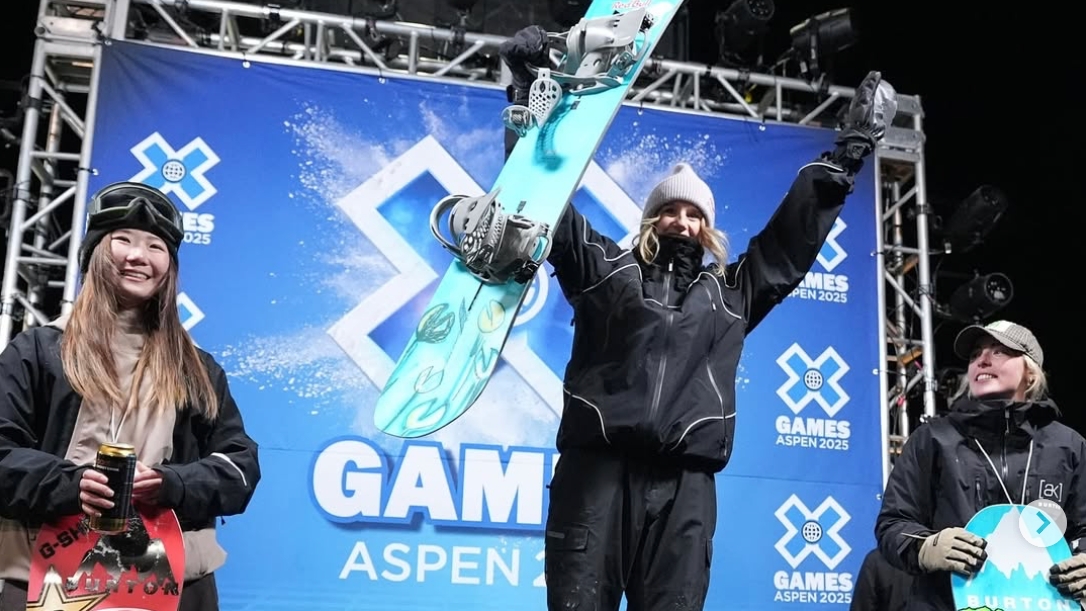 WomensBigairPodium.jpg