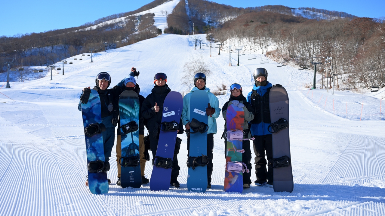 シーズンインから起伏に富んだ地形で遊び尽くした「BACKSIDE SESSION